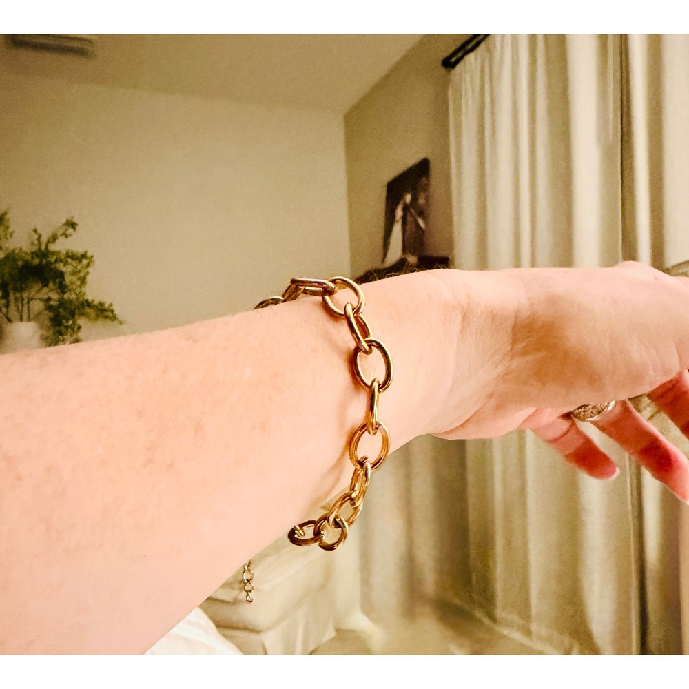 Womens Gold Tone Oval Link Chain Bracelet Adjustable Lobster Clasp Classic Style - Picture 2 of 3